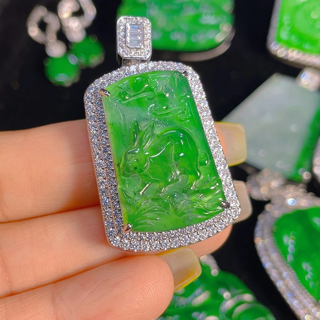 翡翠未镶嵌颈饰天然