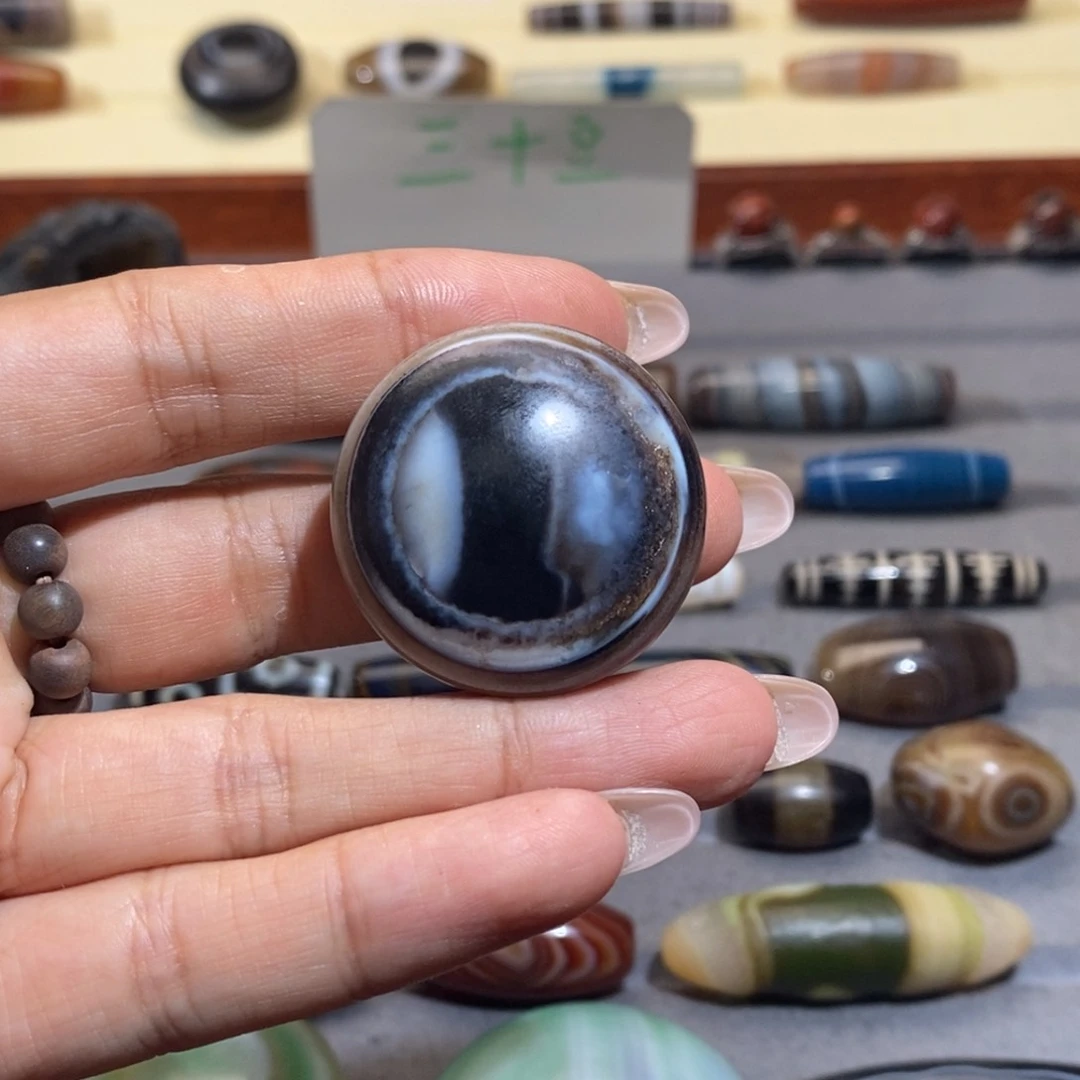 玛瑙/玉髓颈饰未镶嵌龙*