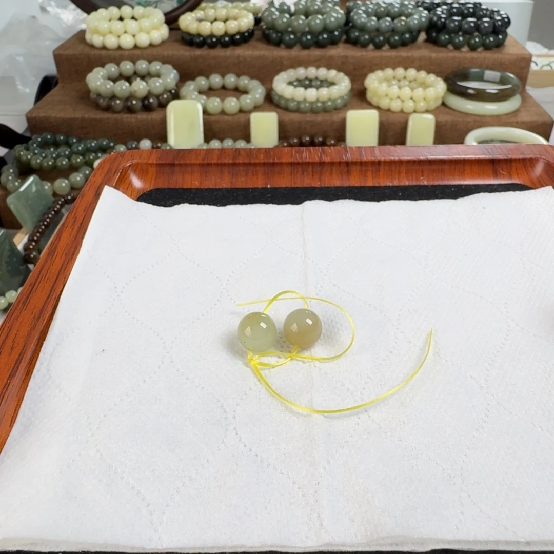 陈***手链未镶嵌和田玉