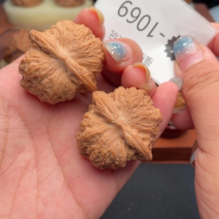 小****吊坠文玩核桃39血麒麟