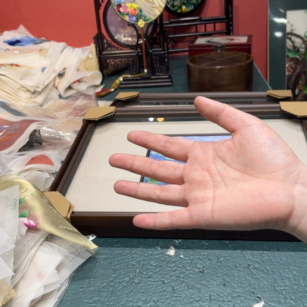 彬***刺绣纯手工制作的一款