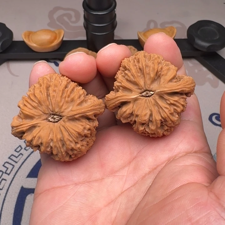 把件桃核南疆石45尺1