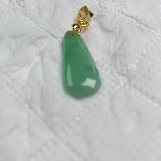 翡翠颈饰未镶嵌刘*清吊坠