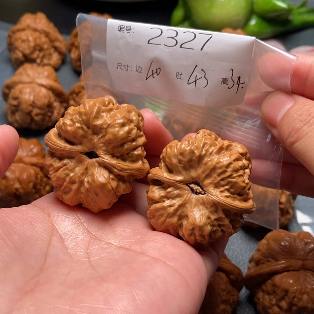 文玩核桃吊坠蛤蟆