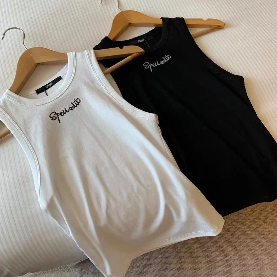 Z-21 洋气挖肩背心上衣 黑白两色入