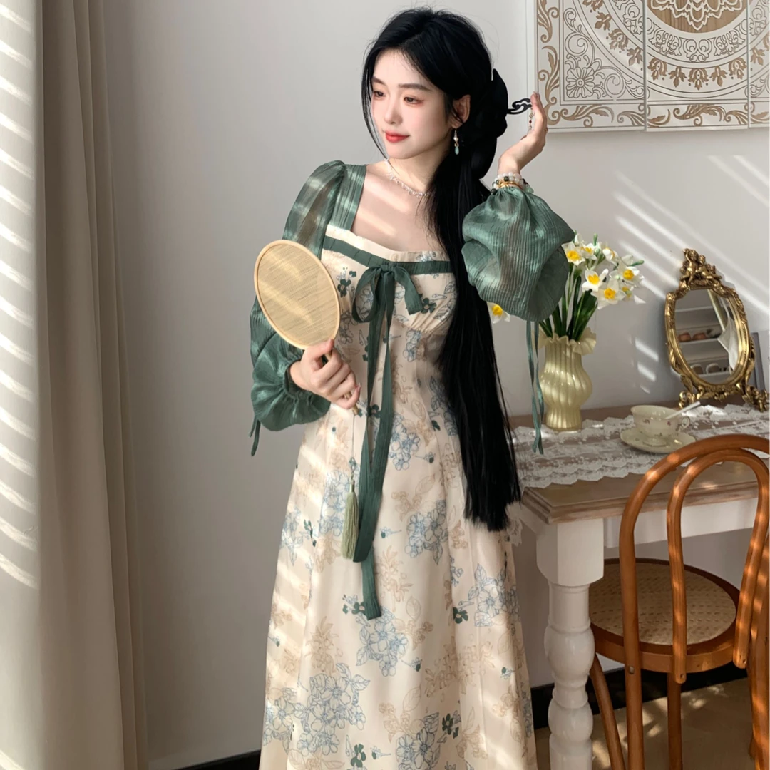 Blovelan浮玉枝意啊 淡雅复古绿印花拼接素色长袖系带连衣裙