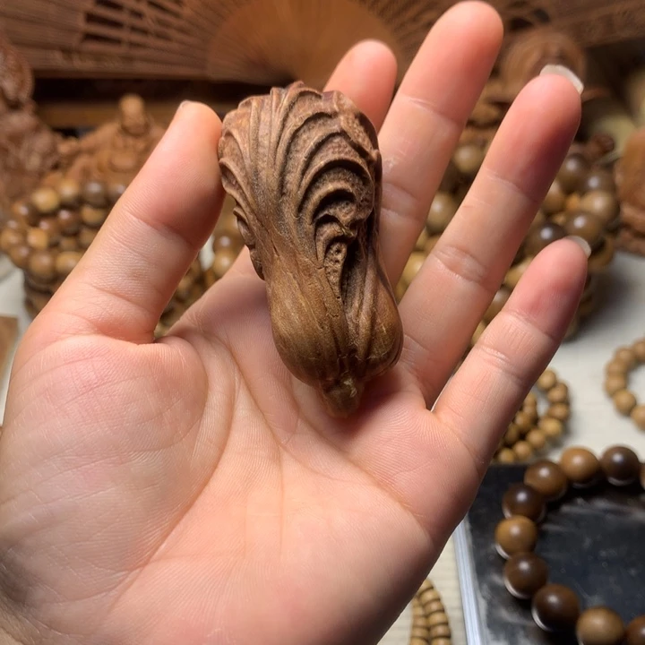 檀香木把件老山檀香白菜瑕疵