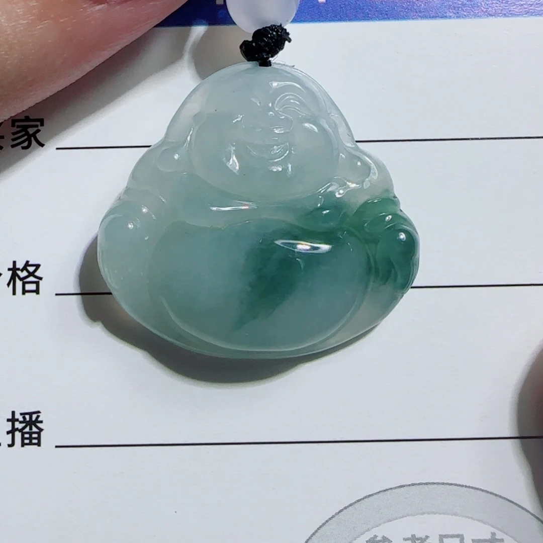 翡翠未镶嵌颈饰佛公