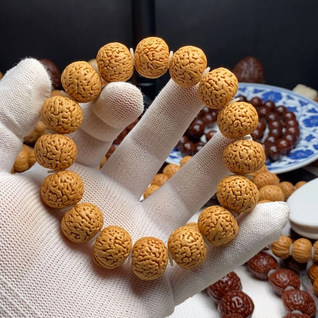 桃核手串海***?阿巴阿巴阿巴