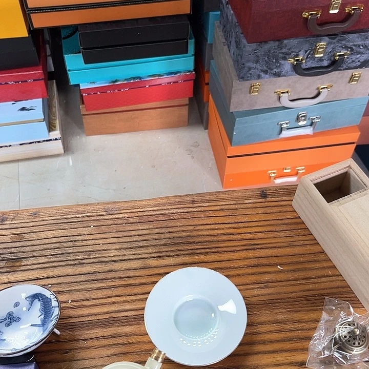 孤品茶具套装等。