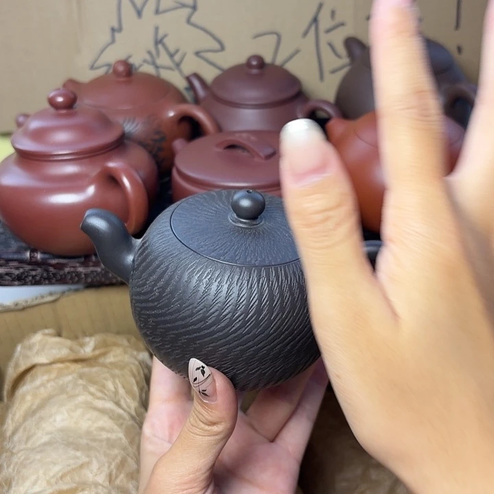 甄选宜兴本土紫砂壶