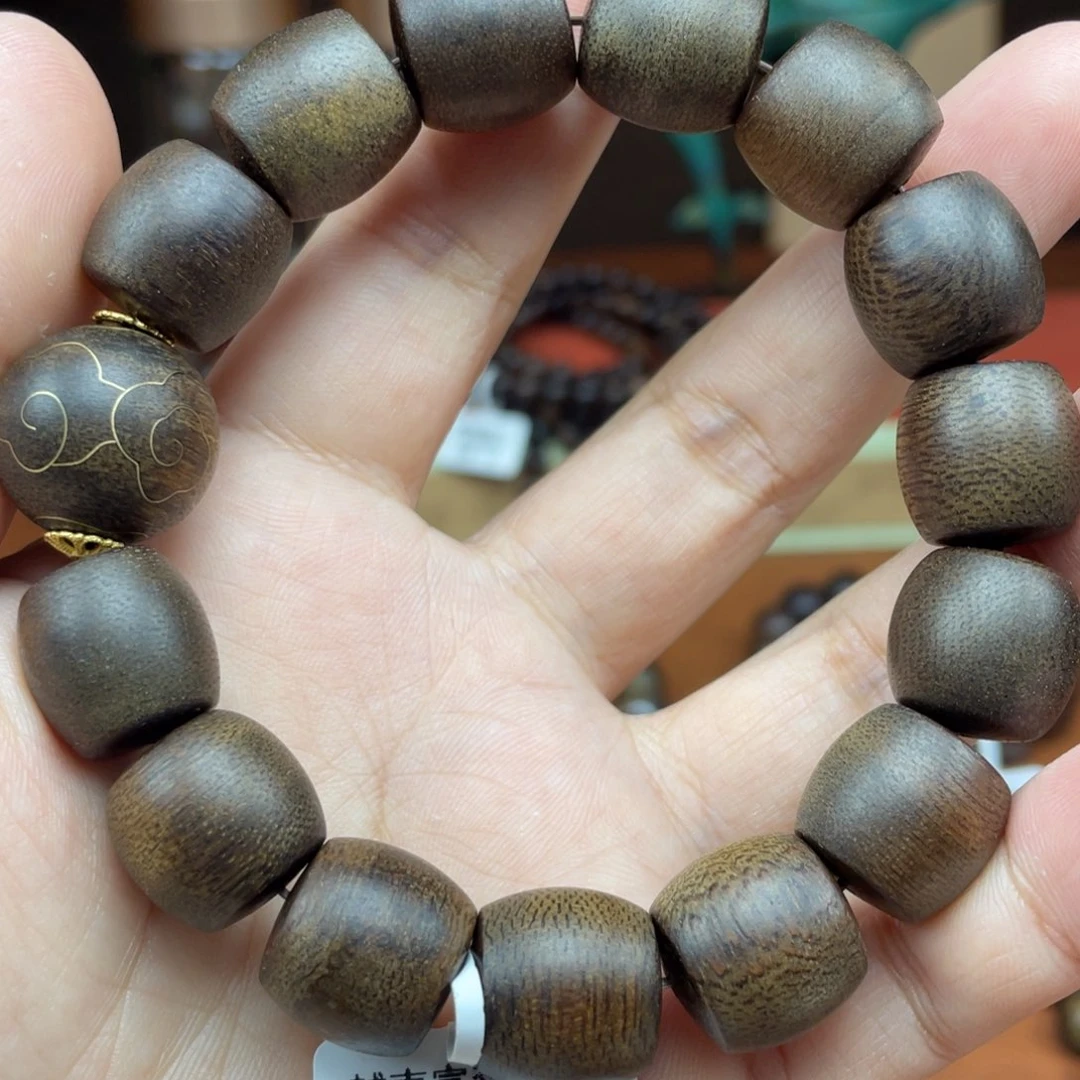 沉香手串越南富森红土玉化沉水