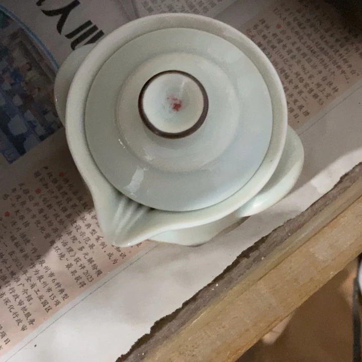 陶瓷艺术品及陶瓷壶