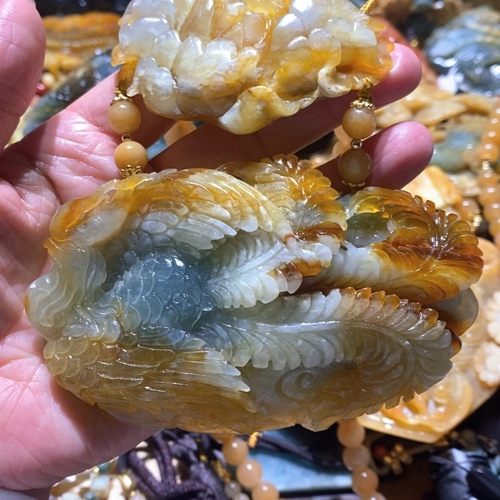 岫玉未镶嵌毛衣链