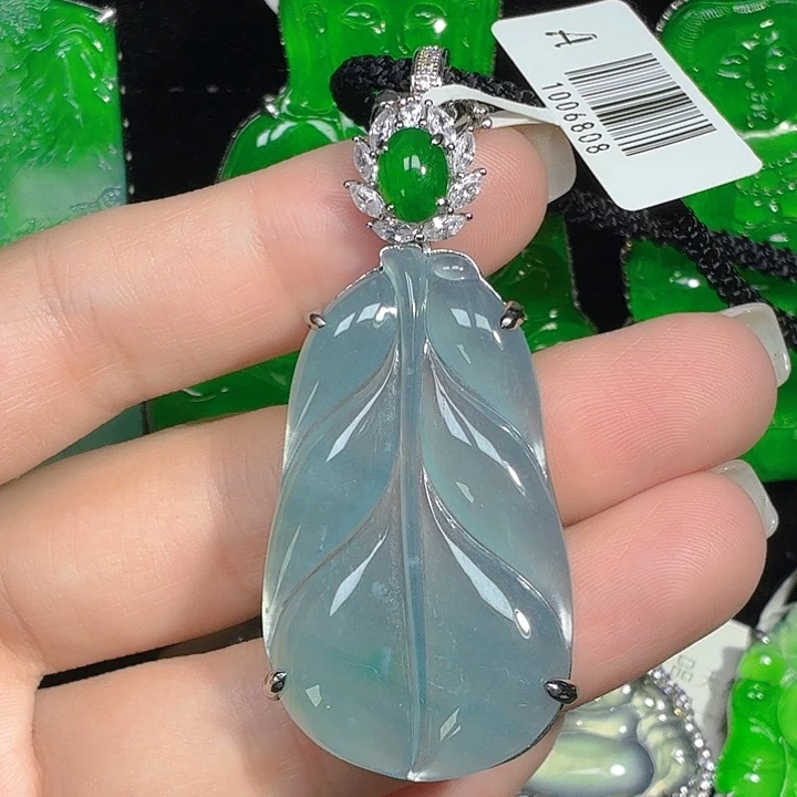 翡翠未镶嵌颈饰天然A货翡翠