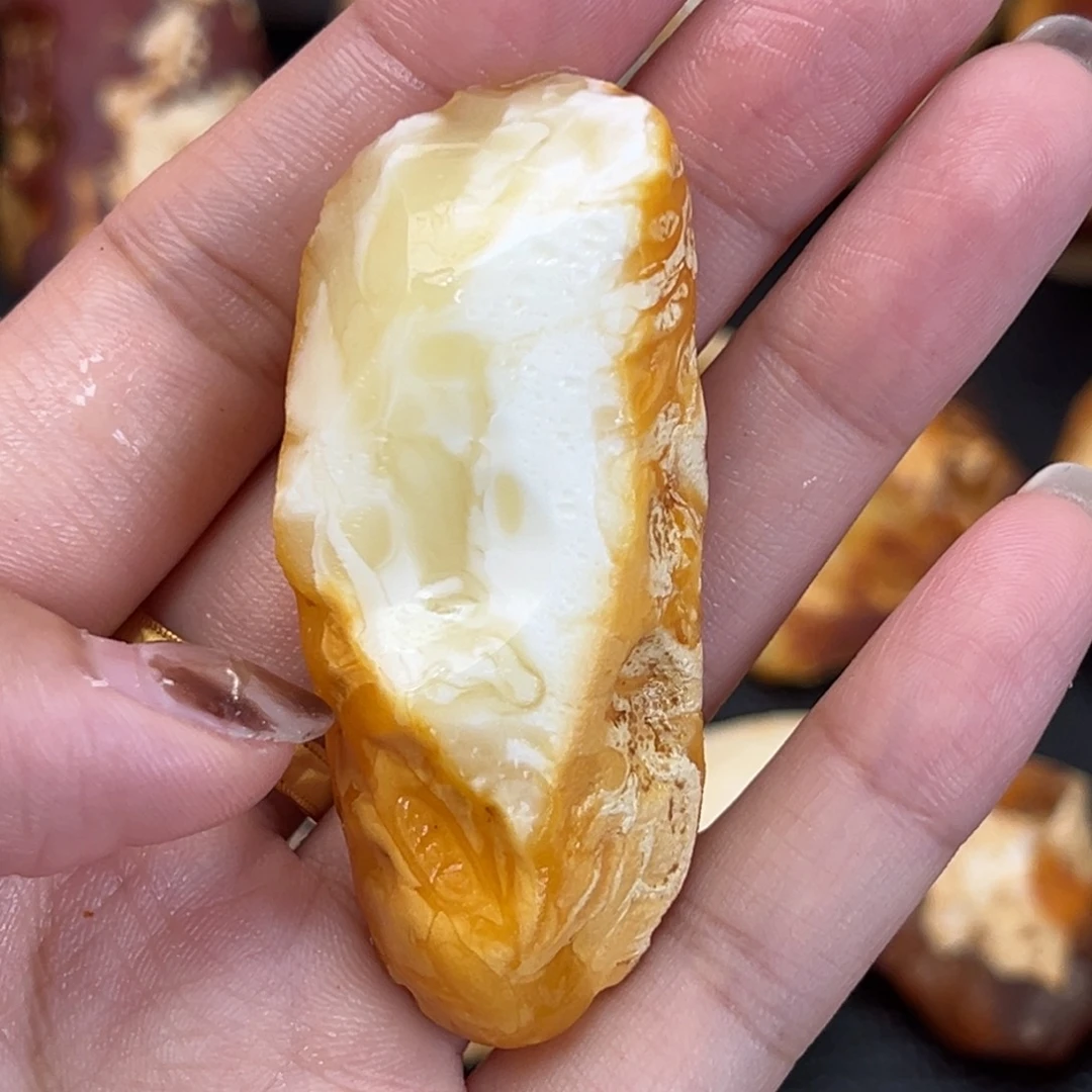 定制琥珀未镶嵌蜜蜡