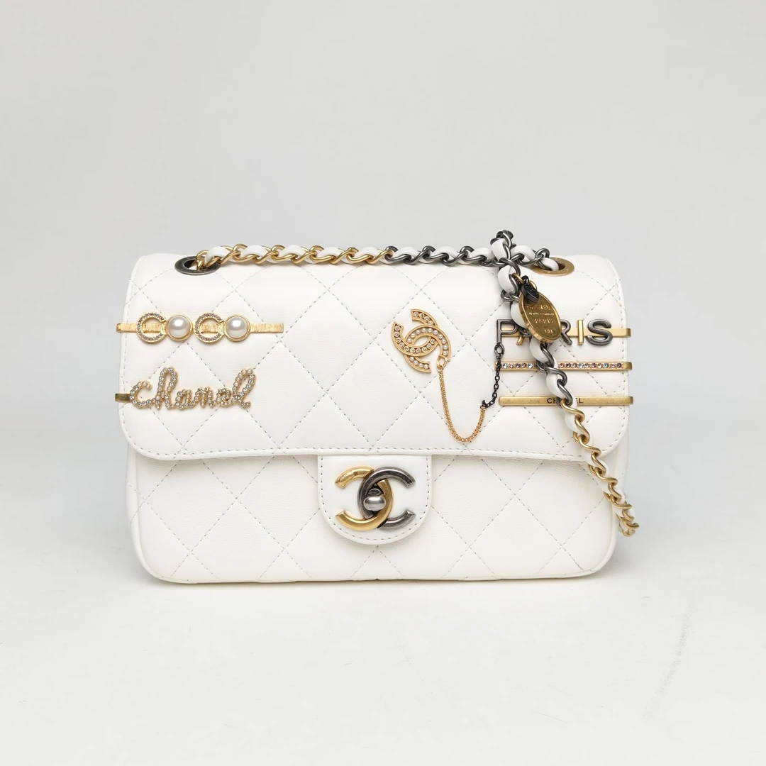 99新 Chanel/香奈儿 【黑黑】22C CF 口盖包 白色 芯片开