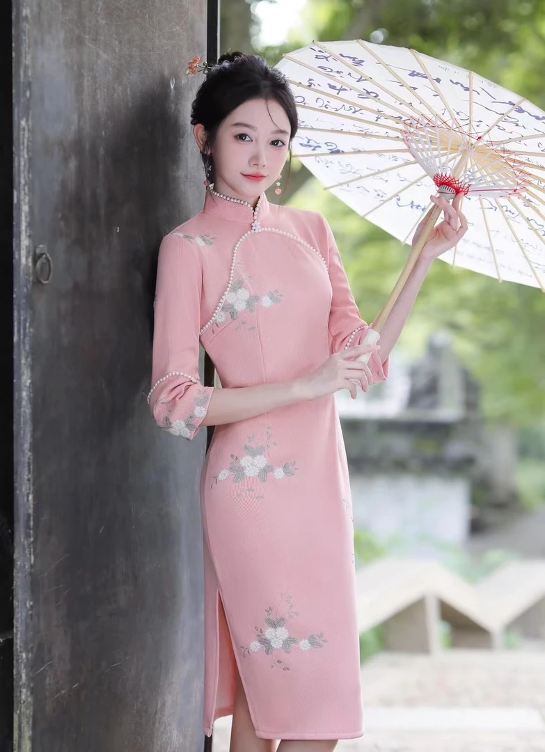 V-2273 粉梅 条绒绣花 秋冬款加厚年轻款改良旗袍110cm长款