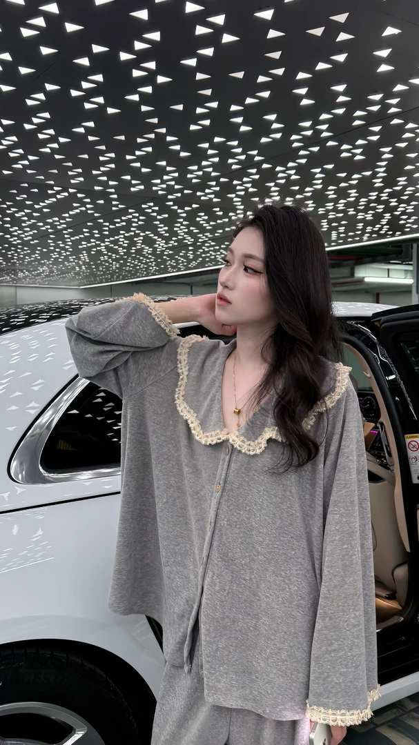 VINEEMAN【暮烟蕾丝】甜美蕾丝边翻领睡衣秋冬新款保暖家居服套装