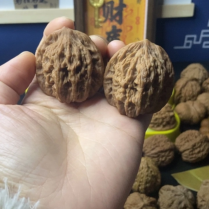 文玩核桃   虎头 43
