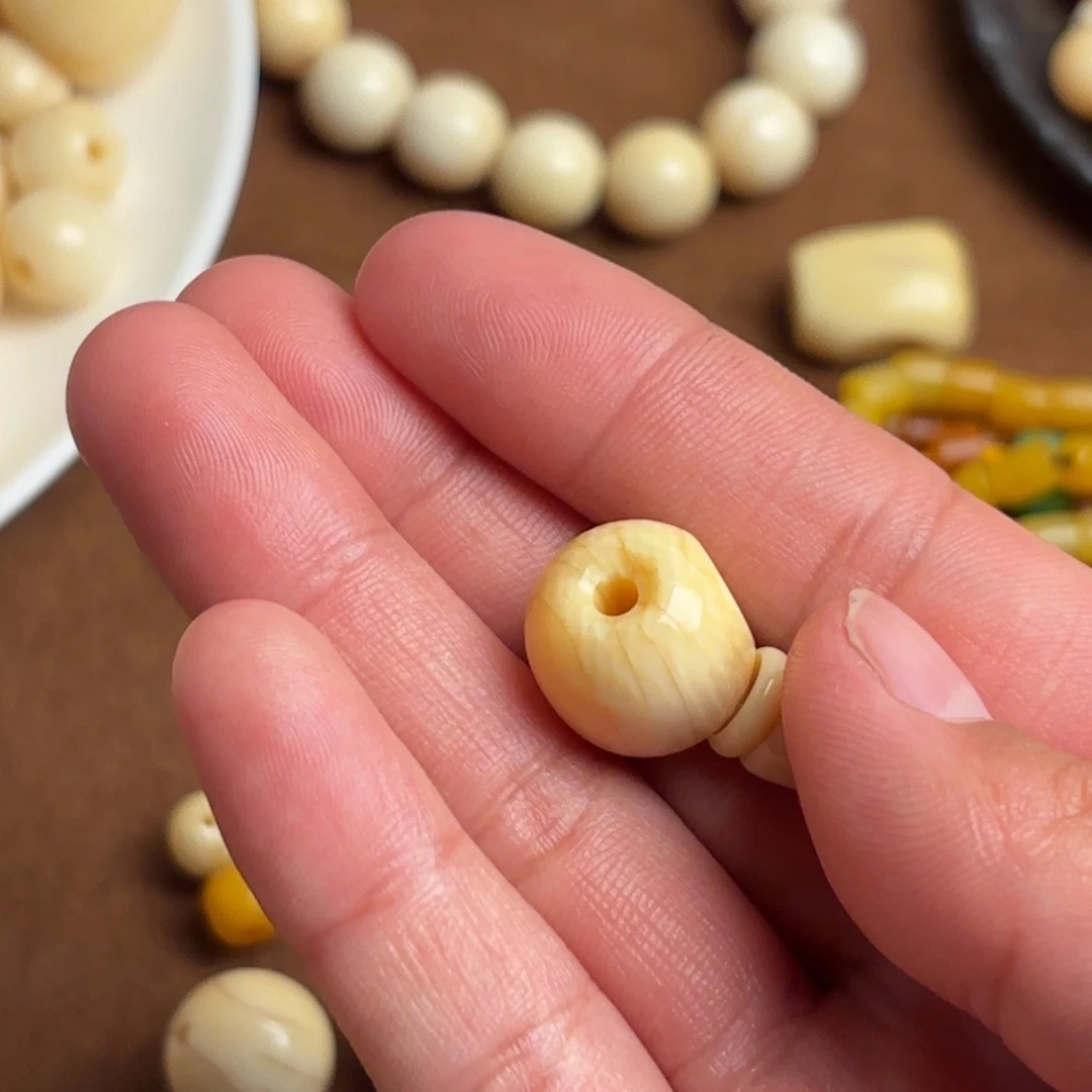 橄榄核手串/手链酒****?藏传小配饰