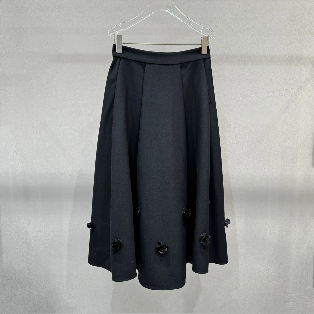 艾家2025春新款气质百搭显瘦高腰设计感A字马面中长款半身裙3516