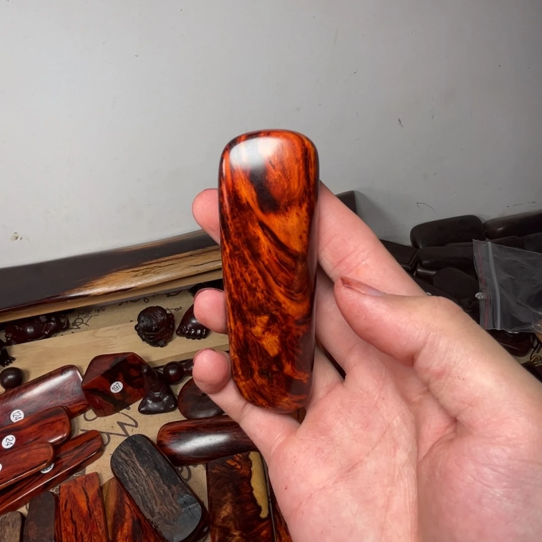 檀香紫檀（小叶紫檀）合****司