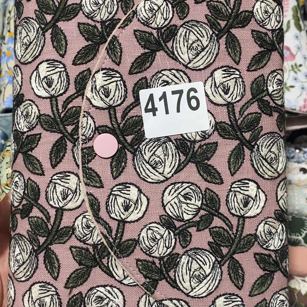 织绣A5三折活页送纸4176