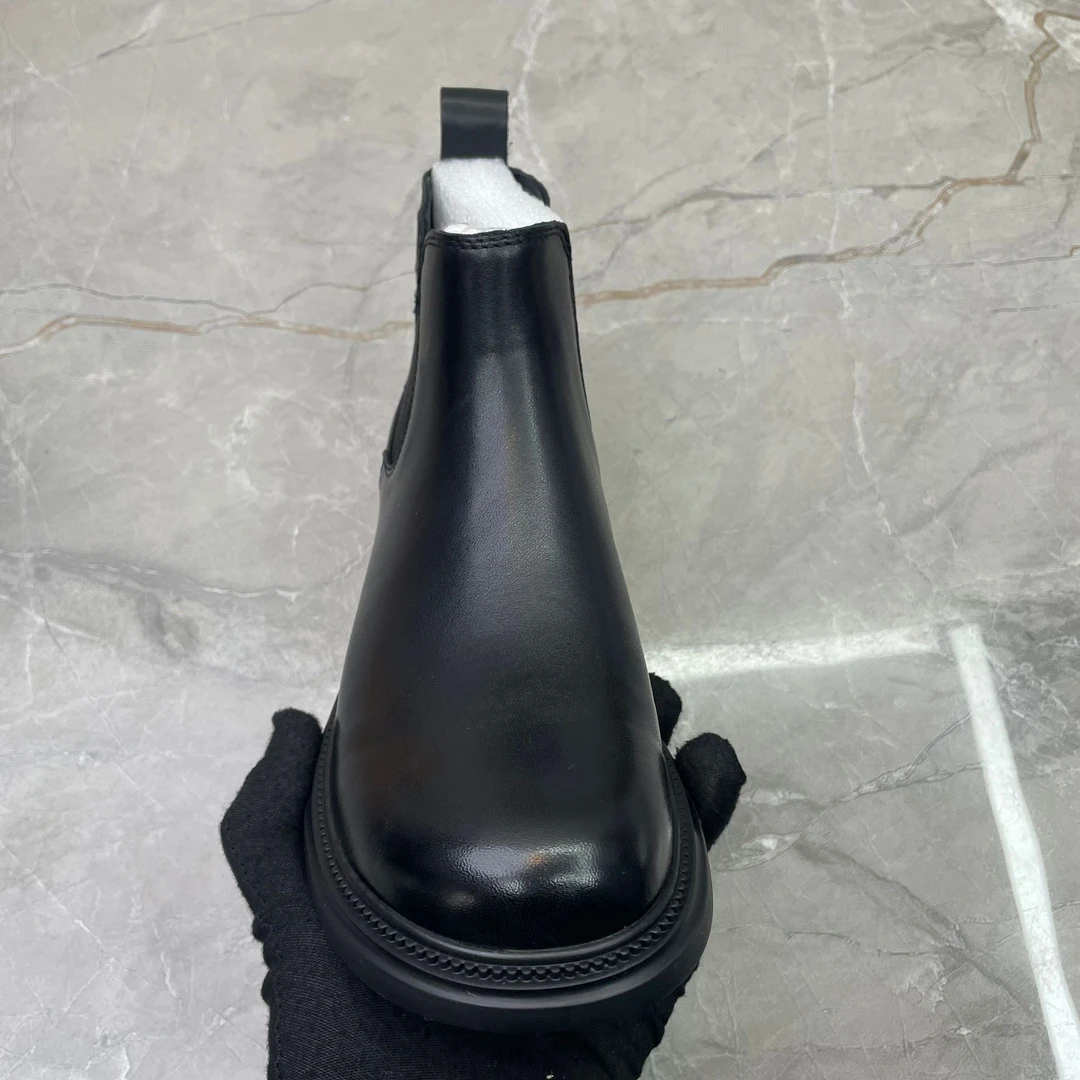 c (孤品）36/37码粗跟女靴(牛皮)6443