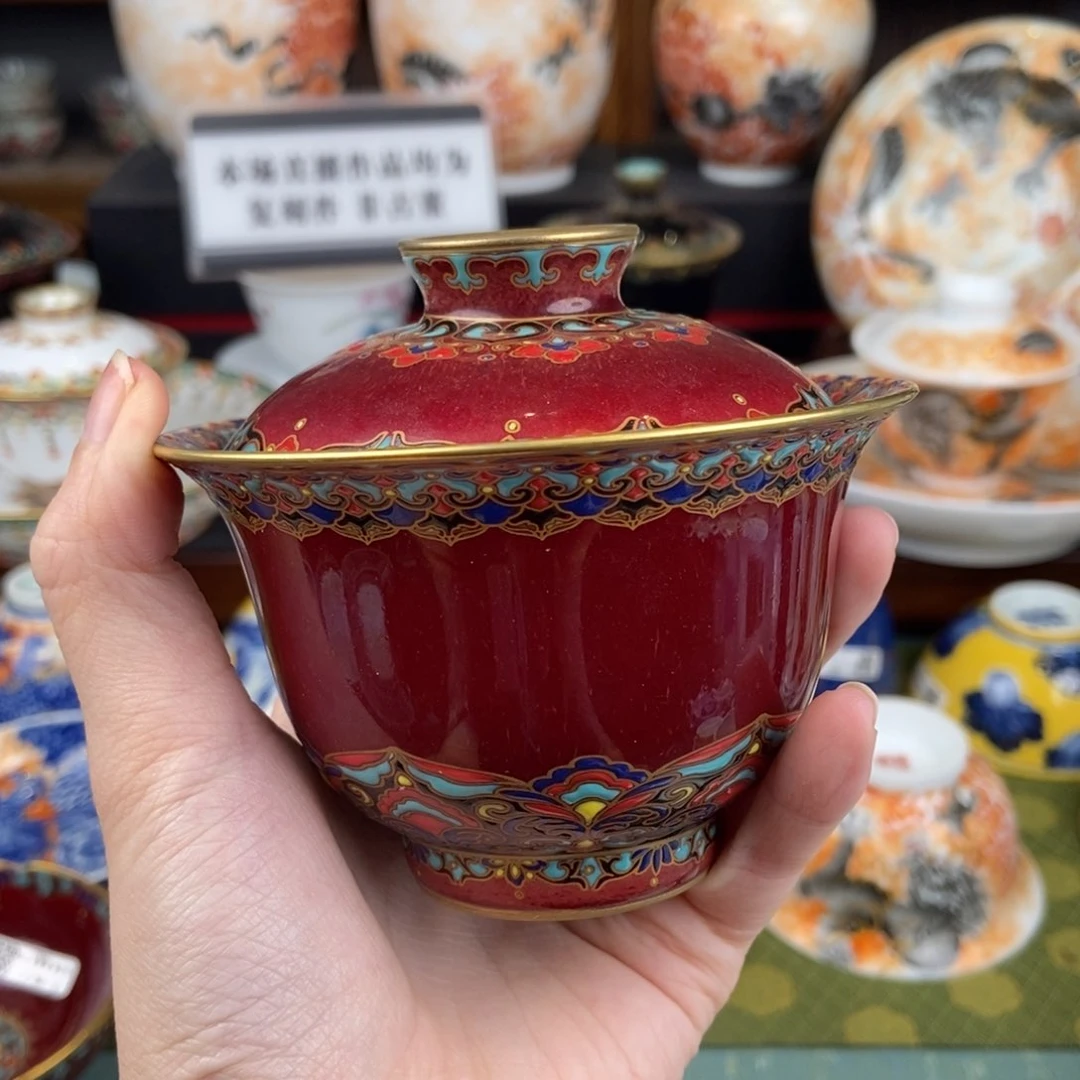 陶瓷的设计师是一个人