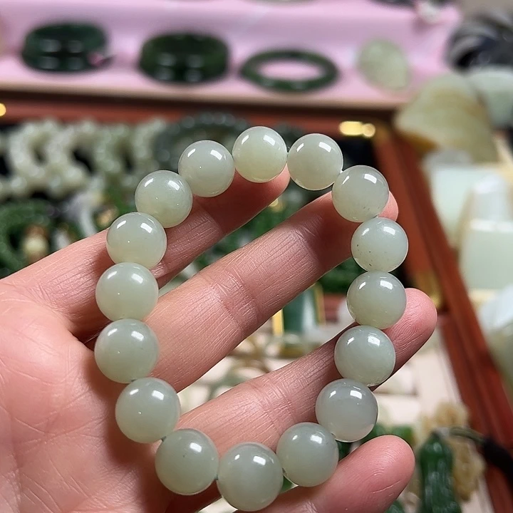 和田玉（糖玉）未镶嵌手链