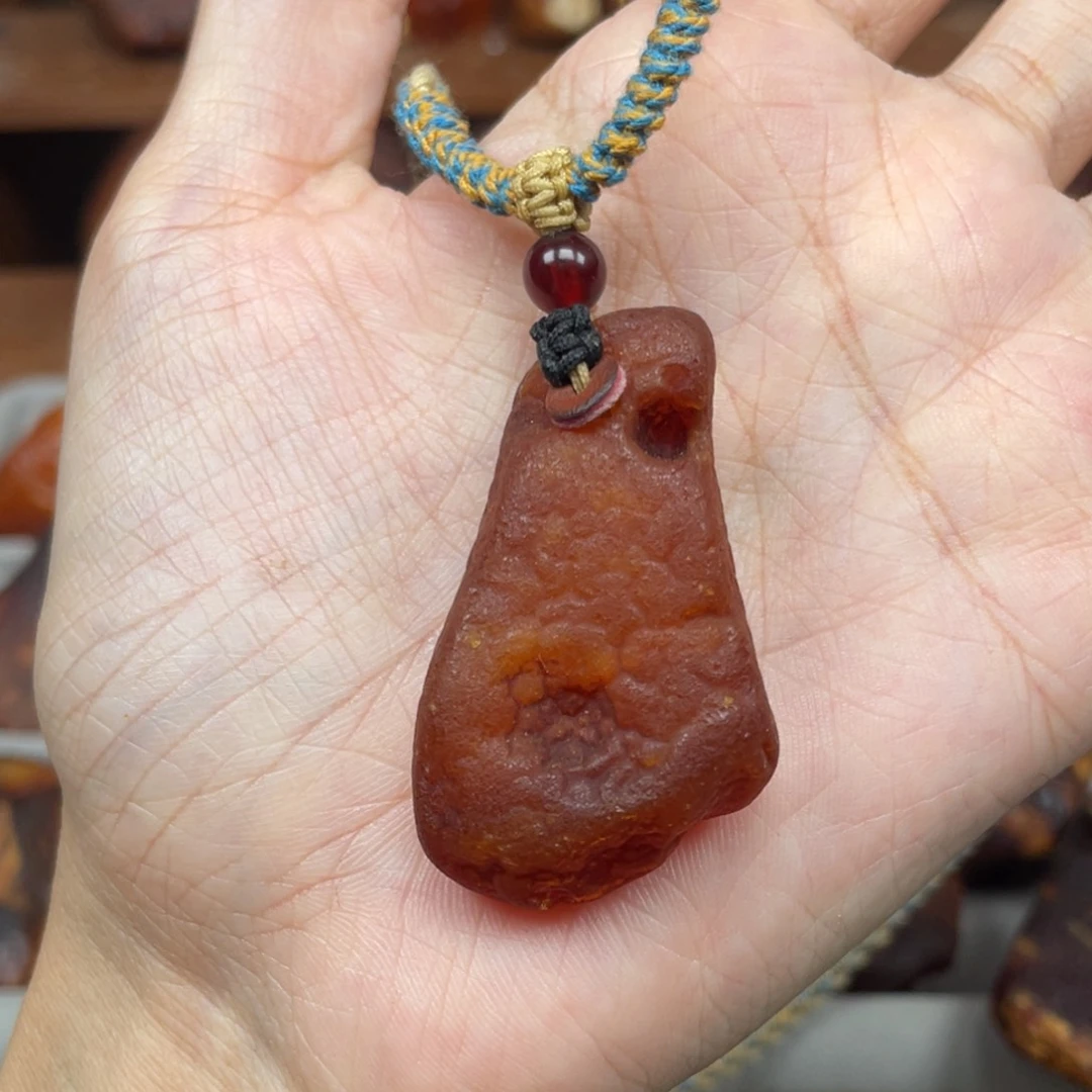 未镶嵌蜜蜡珠宝奇石