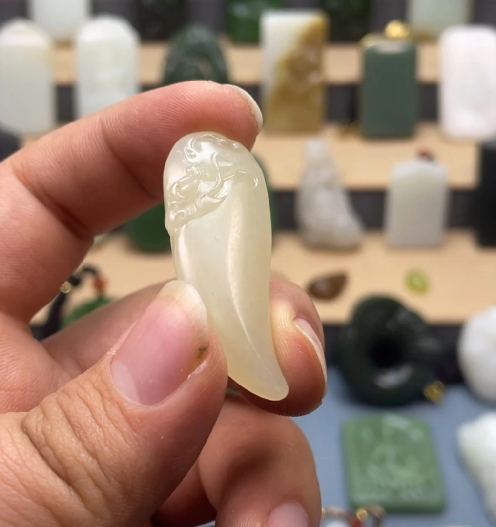 【阿良的玉】和田玉挂件未镶嵌