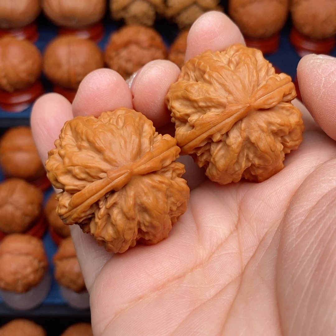 把件文玩核桃手捻野生至尊粗筋