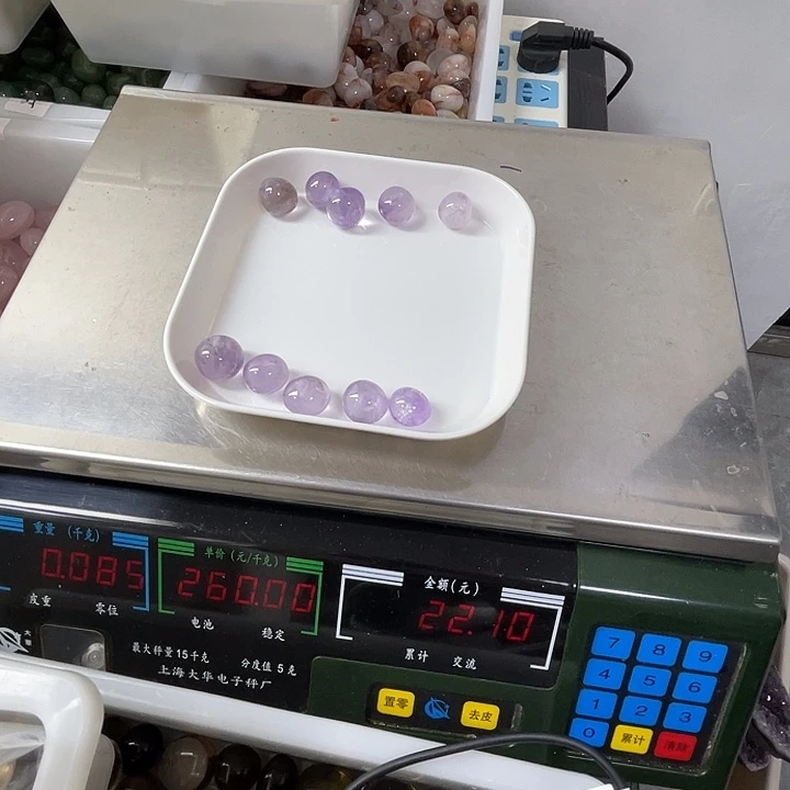 又***叕水晶珠宝半成品未镶嵌