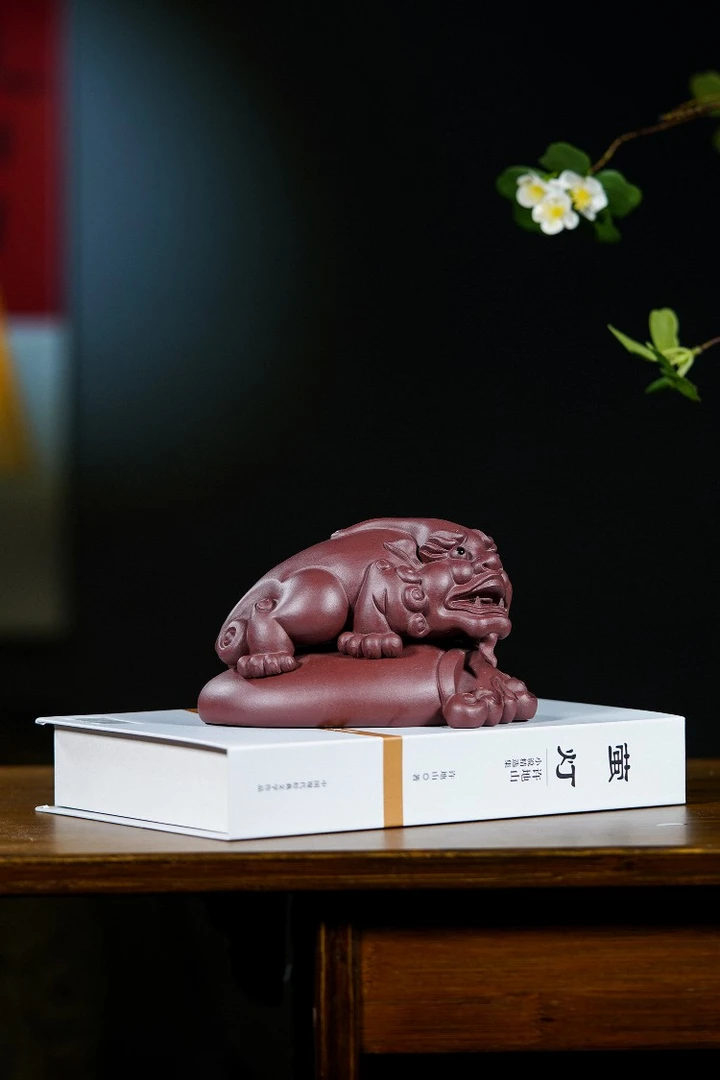 原版作品 招财貔貅 原矿老紫泥 长13cm 宽9cm 高9cm