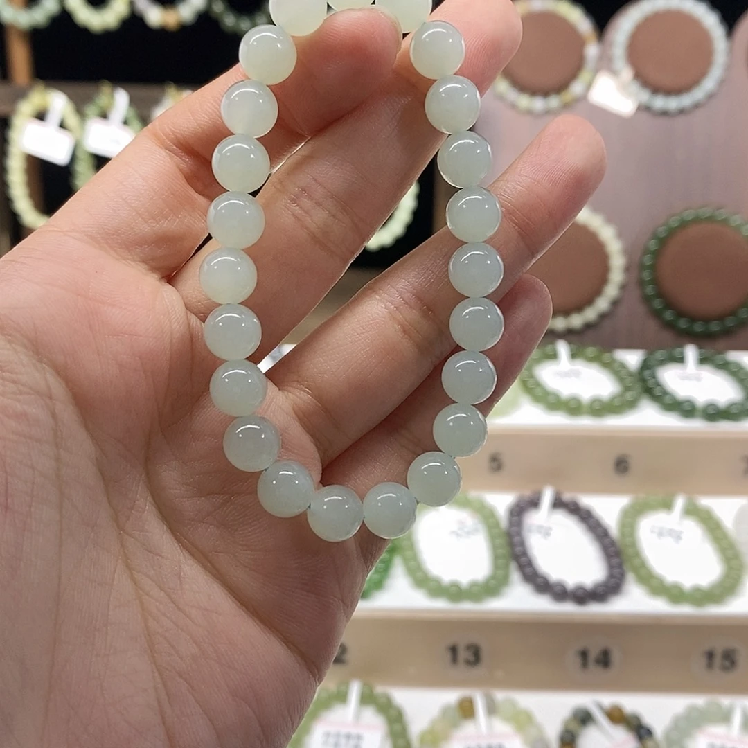 志***、和田玉未镶嵌手链