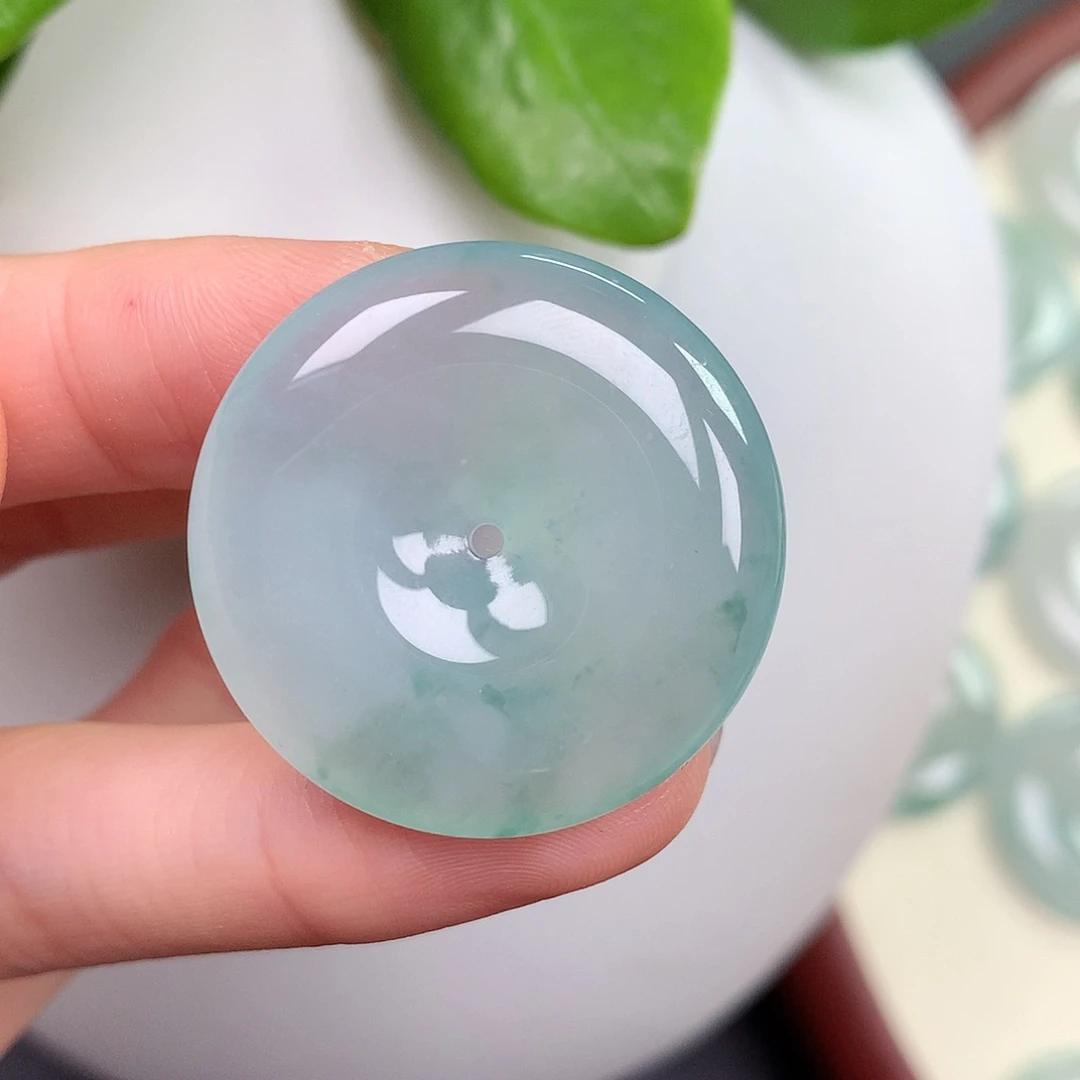 翡翠未镶嵌颈饰平安扣 29.7-6.1mm