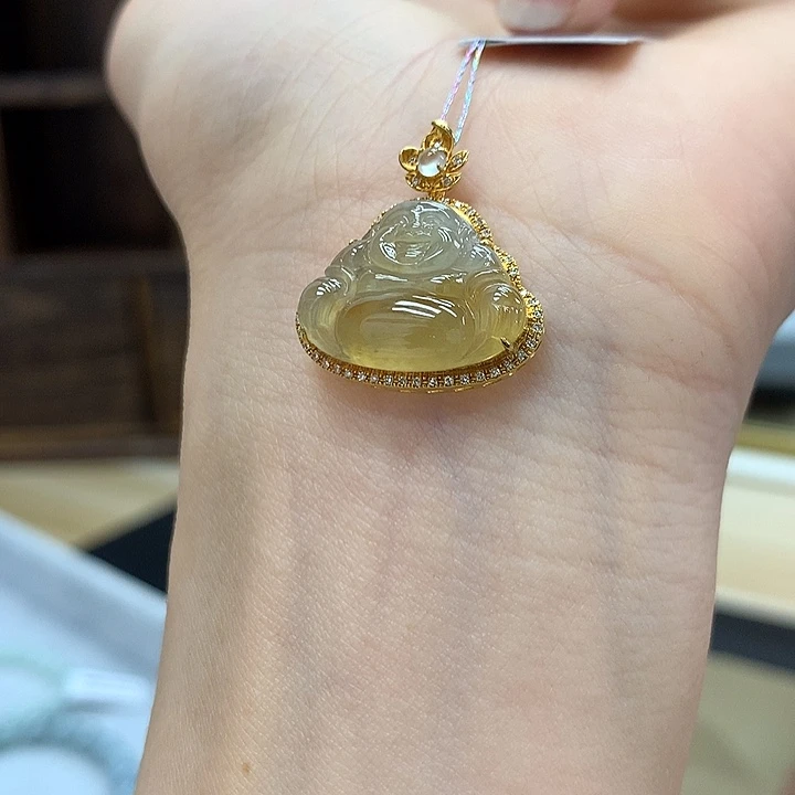 翡翠未镶嵌颈饰吊坠