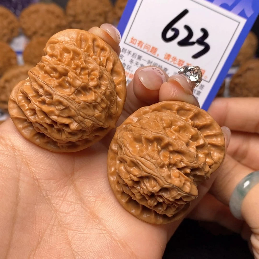 文玩核桃把件44宫灯 623