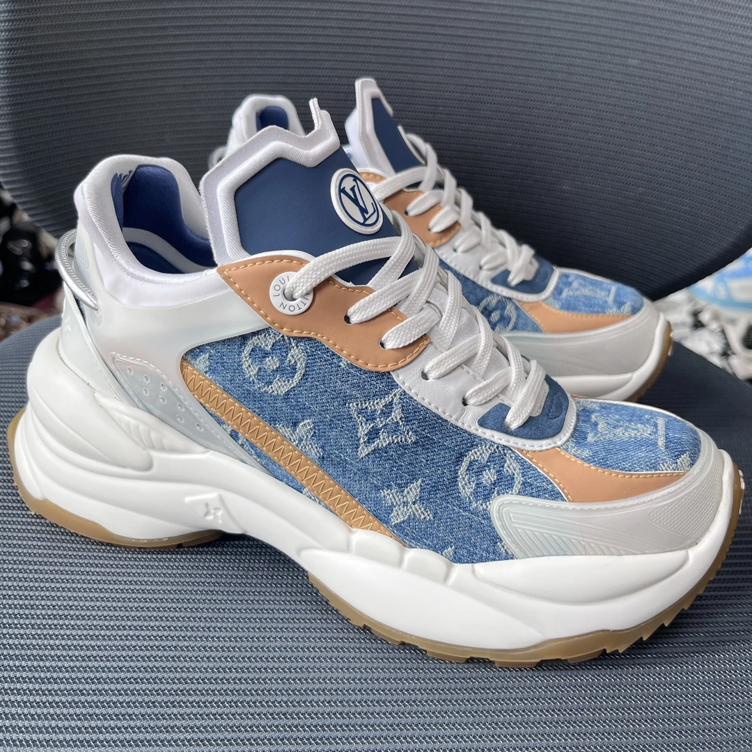 99新 LouisVuitton/路易威登 36码！牛皮革复古花纹低帮休闲鞋蓝色