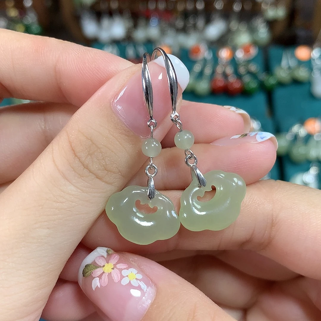 和田玉银S925镶嵌耳饰祥云如意卡16mm左右