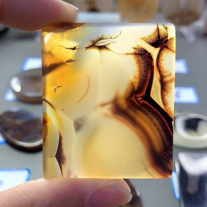 未镶嵌颈饰玛瑙/玉髓