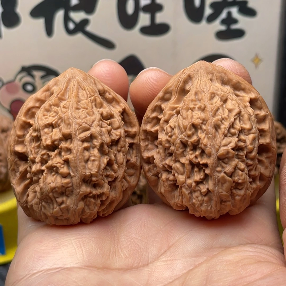 文玩核桃吊坠40牡丹纹