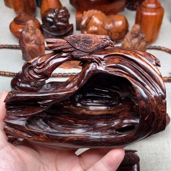 把件黄花梨/降香黄檀100克左右