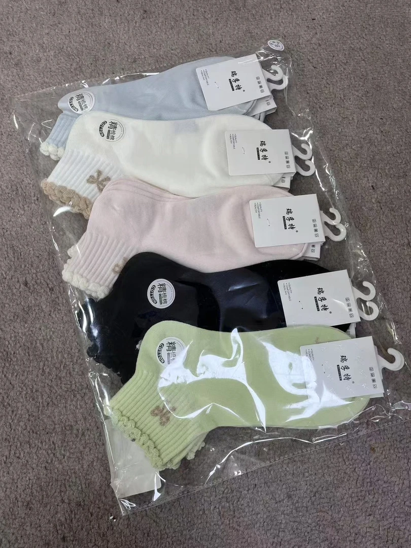 2286-EQ女船袜有蝴蝶结    爱心