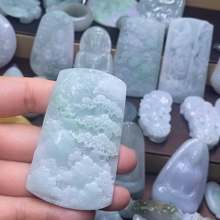 定制翡翠未镶嵌吊坠
