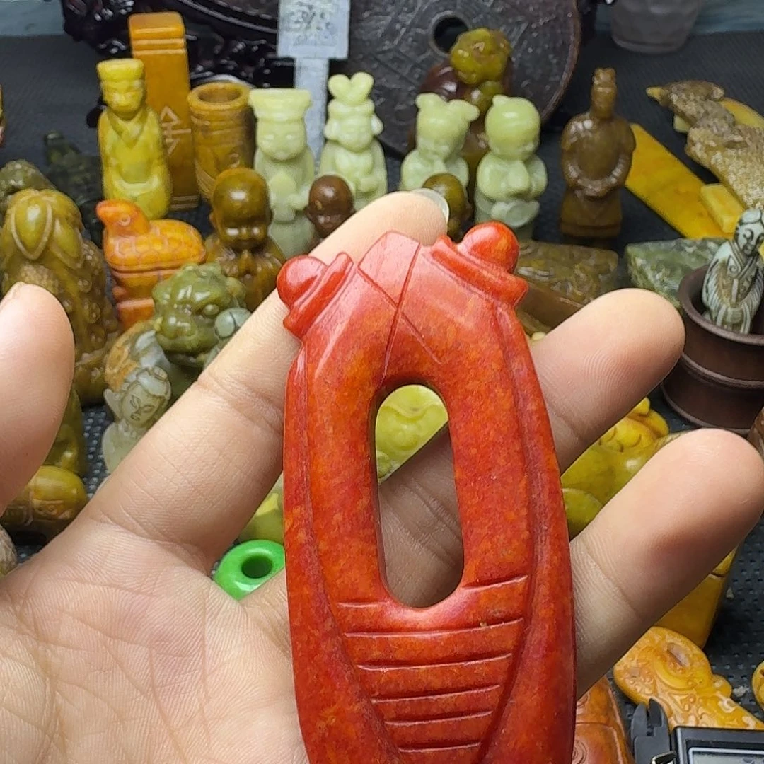 白玉菩提吊坠。。。