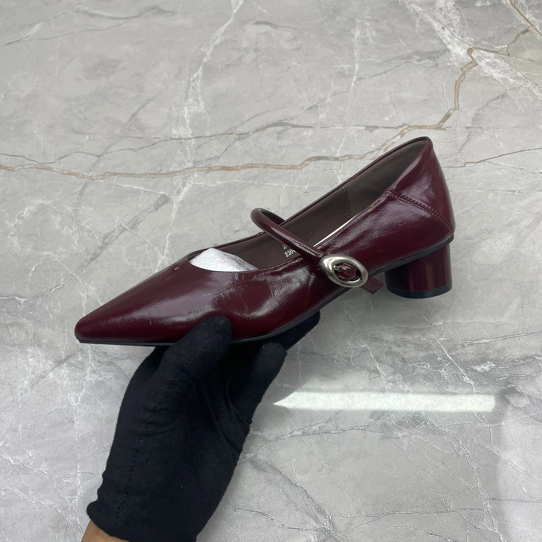 单鞋女（牛皮46022 （孤品）c区38码