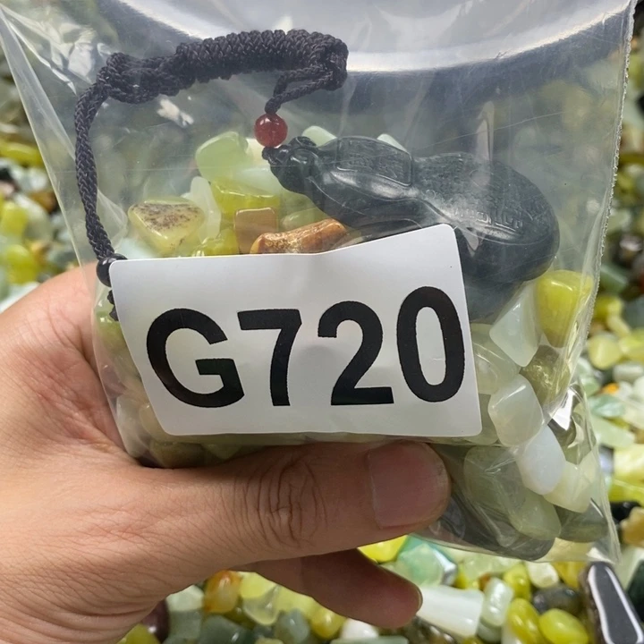 蛇纹石玉未镶嵌鱼缸石